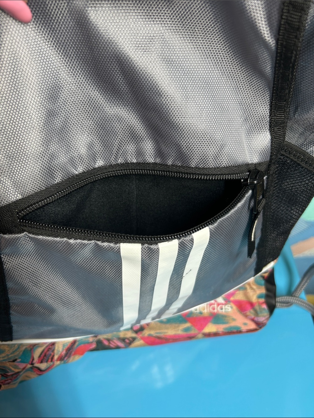 Silver Drawstring Backpack with Accent Print - Picture 5 of 12